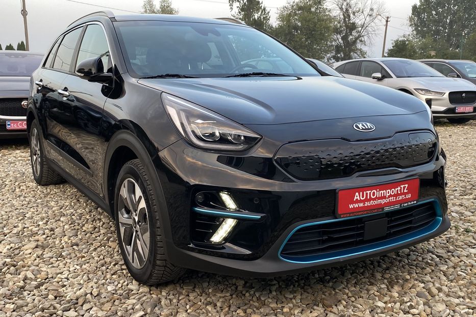 Продам Kia Niro 64 кВт Макс. комплектація 2020 года в Львове
