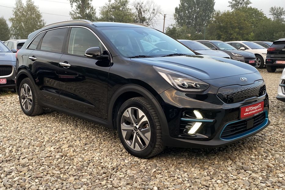 Продам Kia Niro 64 кВт Макс. комплектація 2020 года в Львове