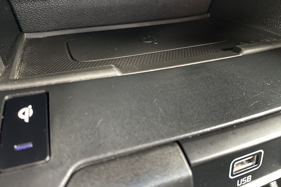 Продам Kia Niro 64 кВт Макс. комплектація 2020 года в Львове