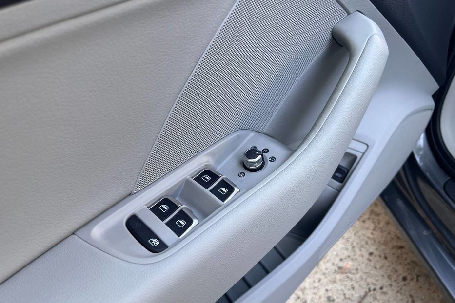 Продам Audi A3 2015 года в Черновцах