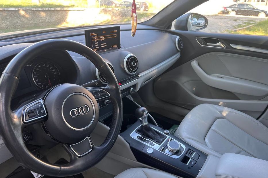 Продам Audi A3 2015 года в Черновцах