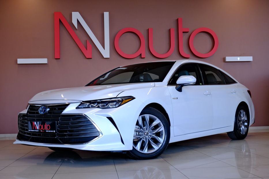 Продам Toyota Avalon 2019 года в Одессе