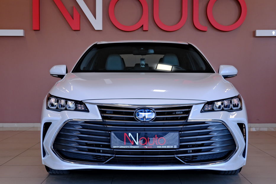 Продам Toyota Avalon 2019 года в Одессе