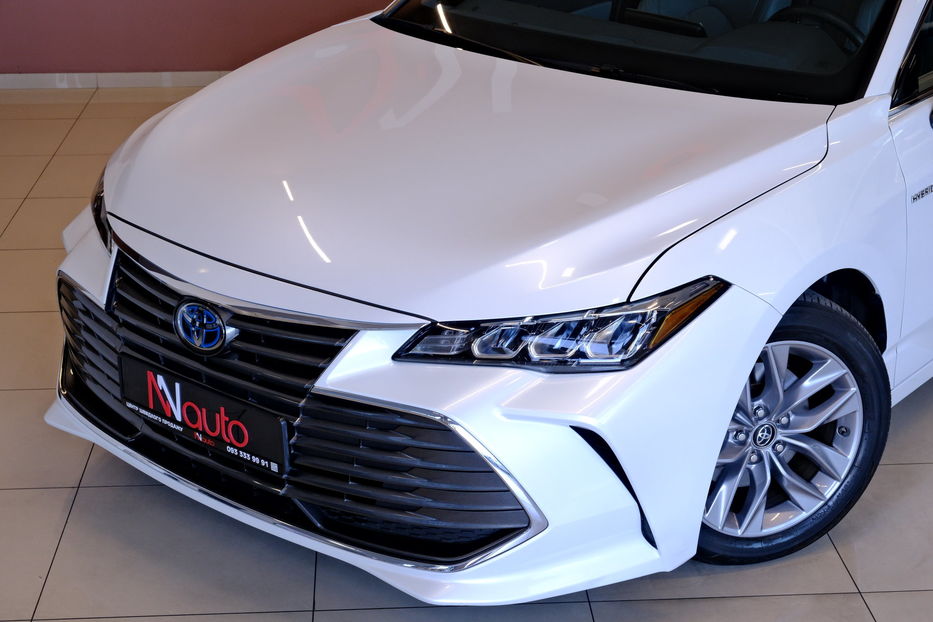 Продам Toyota Avalon 2019 года в Одессе