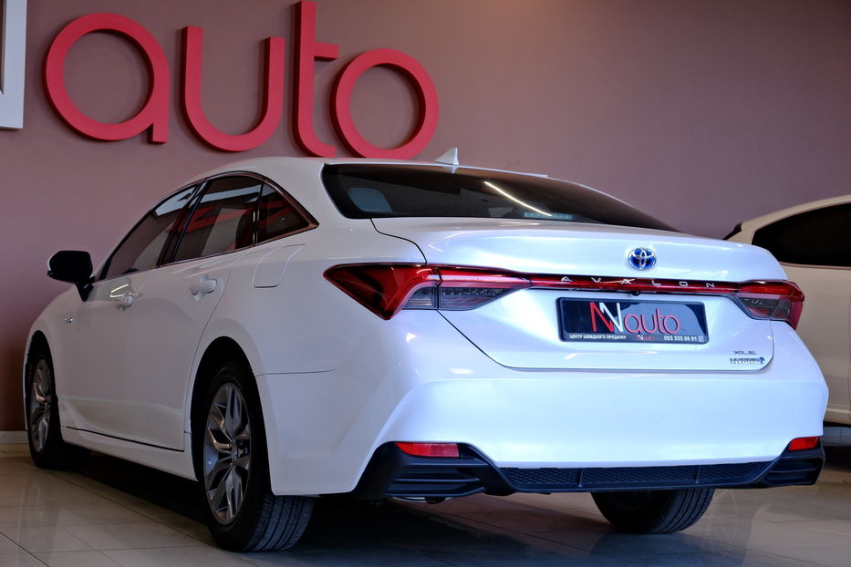 Продам Toyota Avalon 2019 года в Одессе