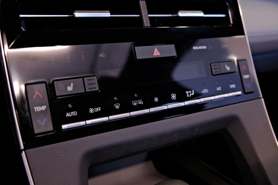 Продам Toyota Avalon 2019 года в Одессе