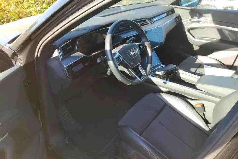 Продам Audi E-Tron 55 Рідна фарба v7047 2022 года в Луцке