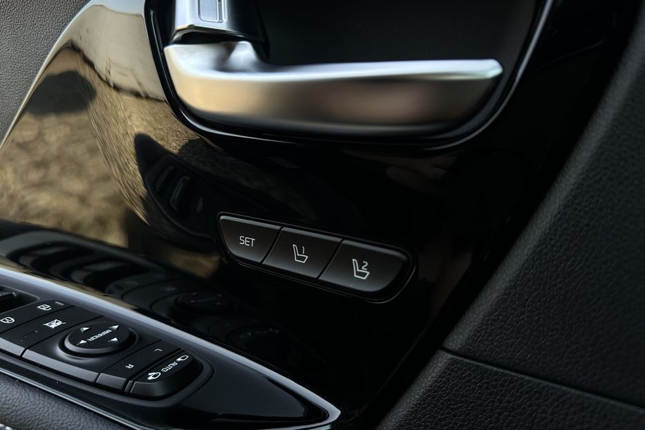 Продам Kia Niro 64 кВт. ЗАРЕЗЕРВОВАНО 2020 года в Львове