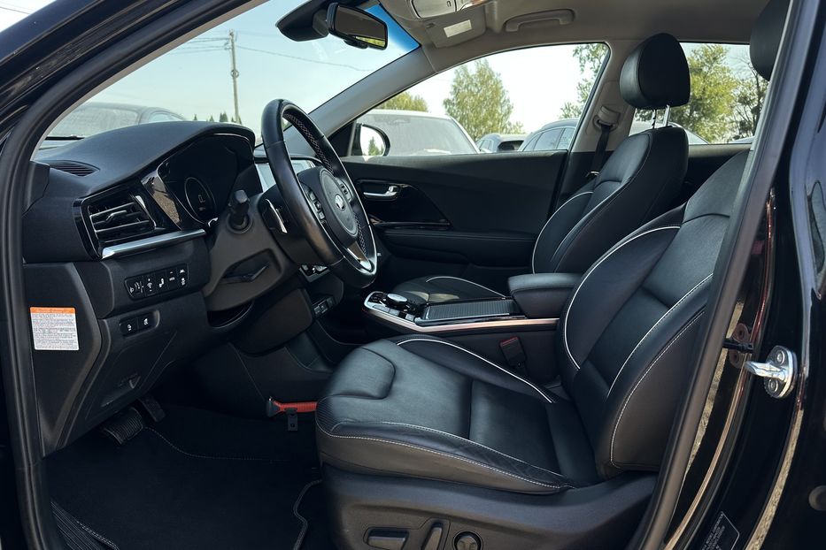 Продам Kia Niro 64 кВт. ЗАРЕЗЕРВОВАНО 2020 года в Львове
