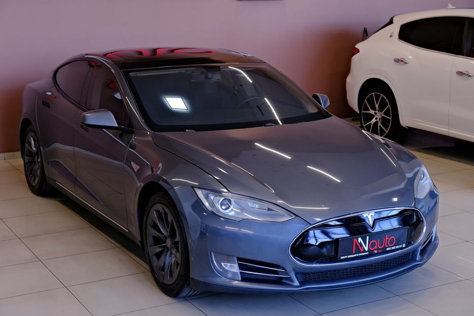 Продам Tesla Model S 2013 года в Одессе
