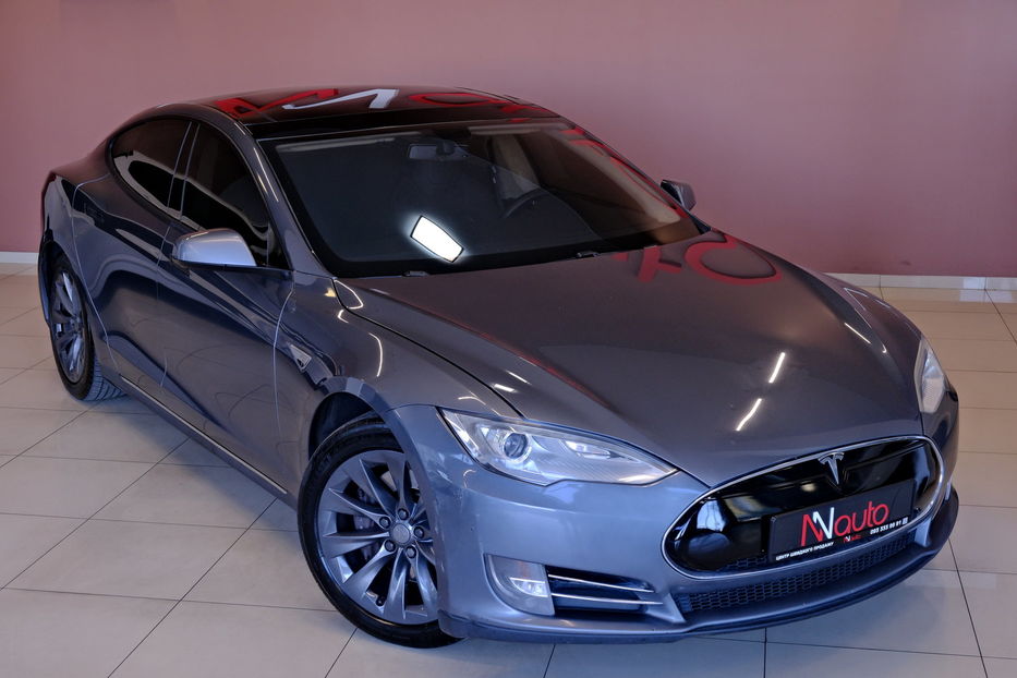 Продам Tesla Model S 2013 года в Одессе
