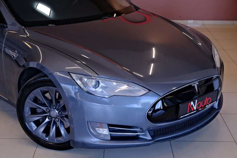 Продам Tesla Model S 2013 года в Одессе