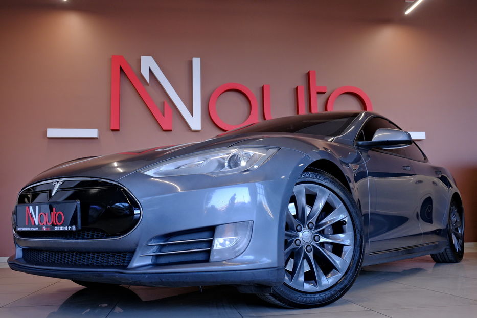 Продам Tesla Model S 2013 года в Одессе