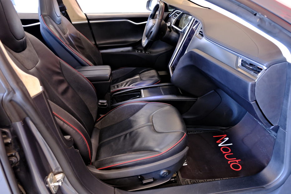 Продам Tesla Model S 2013 года в Одессе