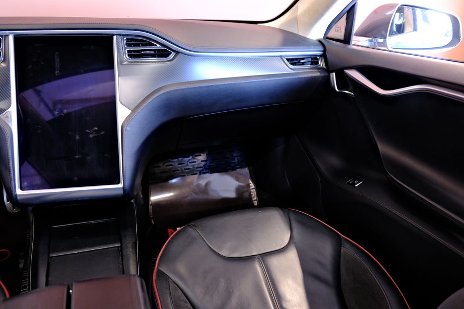 Продам Tesla Model S 2013 года в Одессе