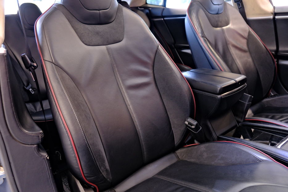 Продам Tesla Model S 2013 года в Одессе