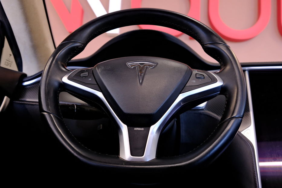 Продам Tesla Model S 2013 года в Одессе