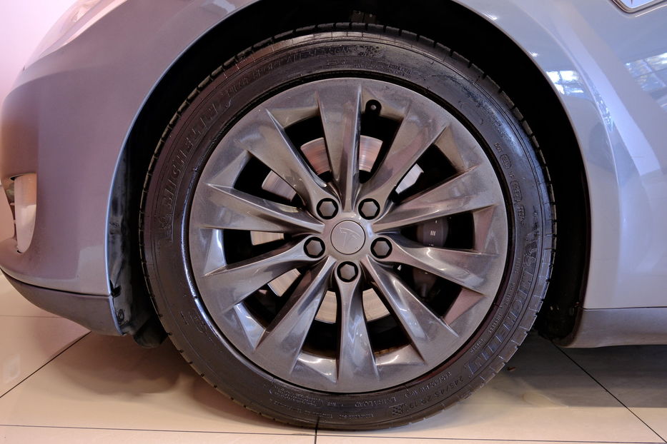 Продам Tesla Model S 2013 года в Одессе
