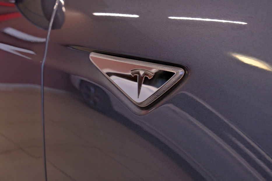 Продам Tesla Model S 2013 года в Одессе
