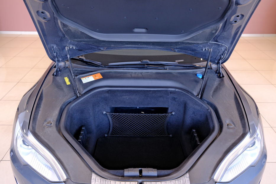 Продам Tesla Model S 2013 года в Одессе