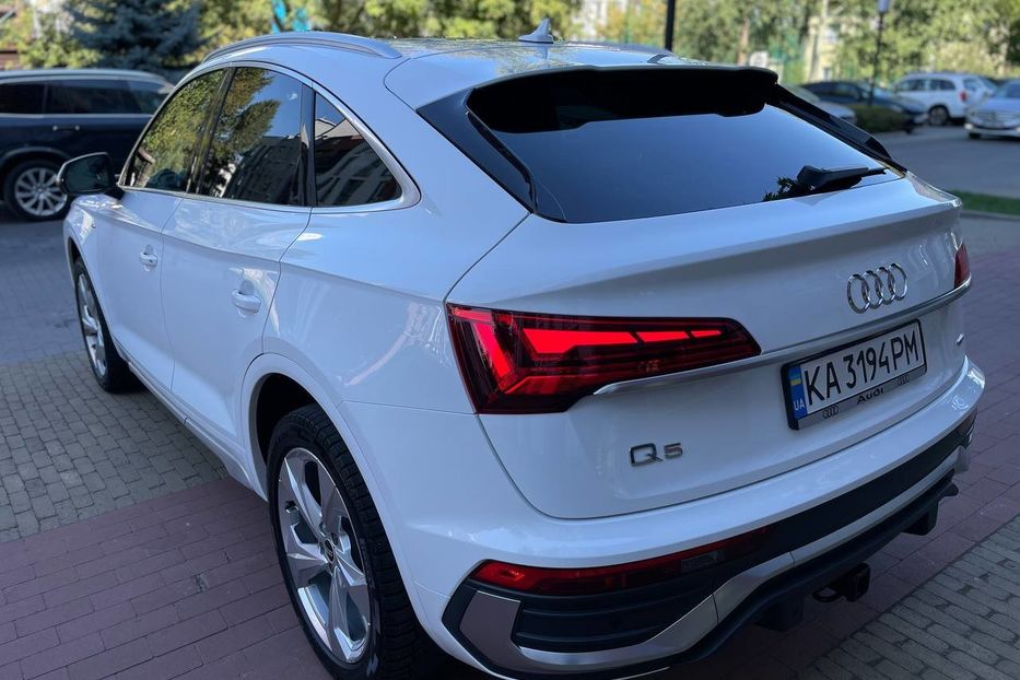 Продам Audi Q5 Sportback / S-Line / MHEV 2021 года в Киеве