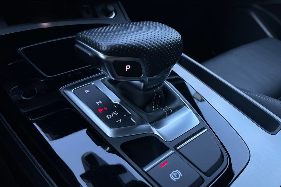 Продам Audi Q5 Sportback / S-Line / MHEV 2021 года в Киеве