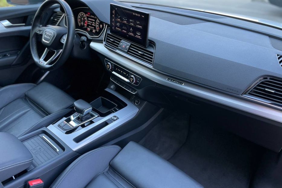 Продам Audi Q5 Sportback / S-Line / MHEV 2021 года в Киеве