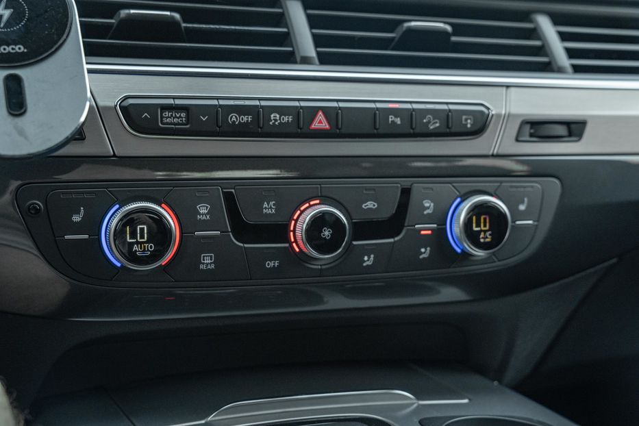 Продам Audi Q7 2017 года в Черновцах