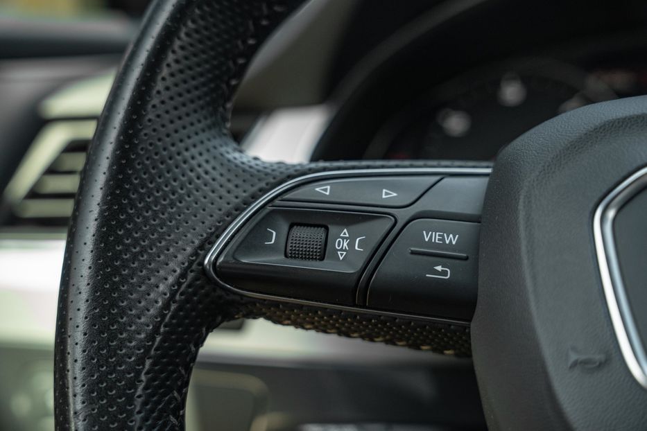 Продам Audi Q7 2017 года в Черновцах