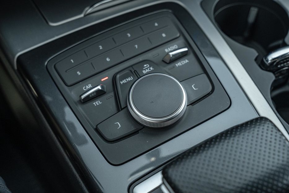 Продам Audi Q7 2017 года в Черновцах