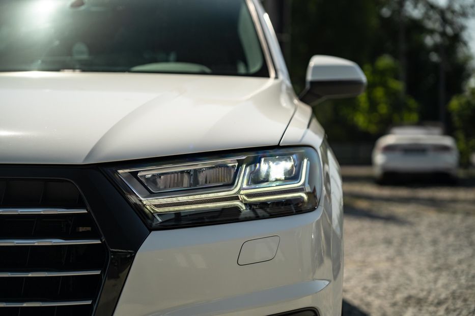 Продам Audi Q7 2017 года в Черновцах