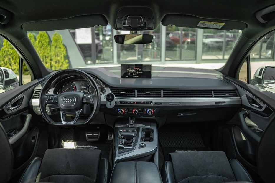 Продам Audi Q7 2017 года в Черновцах