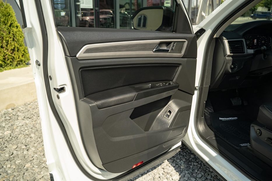 Продам Volkswagen Atlas SEL 4Motion 2020 года в Черновцах