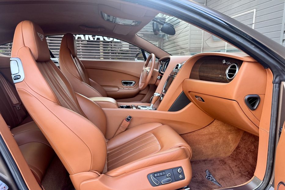 Продам Bentley Continental GT 2014 года в Киеве
