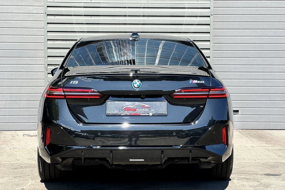 Продам BMW 5 Series GT I5 M60 xDrive 2024 года в Киеве