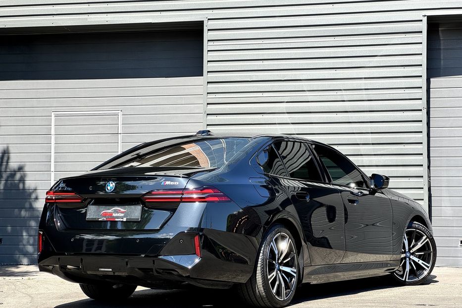 Продам BMW 5 Series GT I5 M60 xDrive 2024 года в Киеве