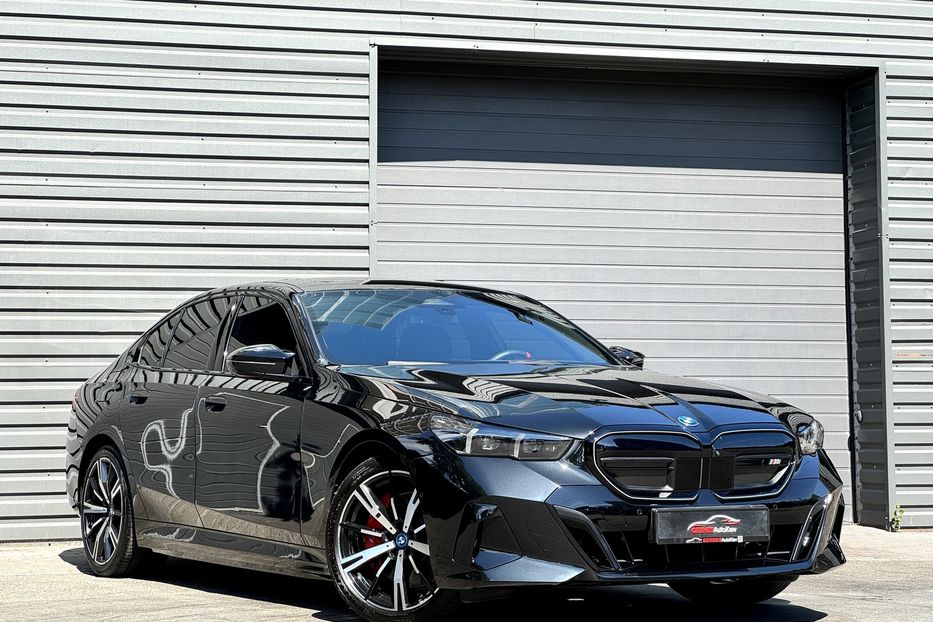 Продам BMW 5 Series GT I5 M60 xDrive 2024 года в Киеве