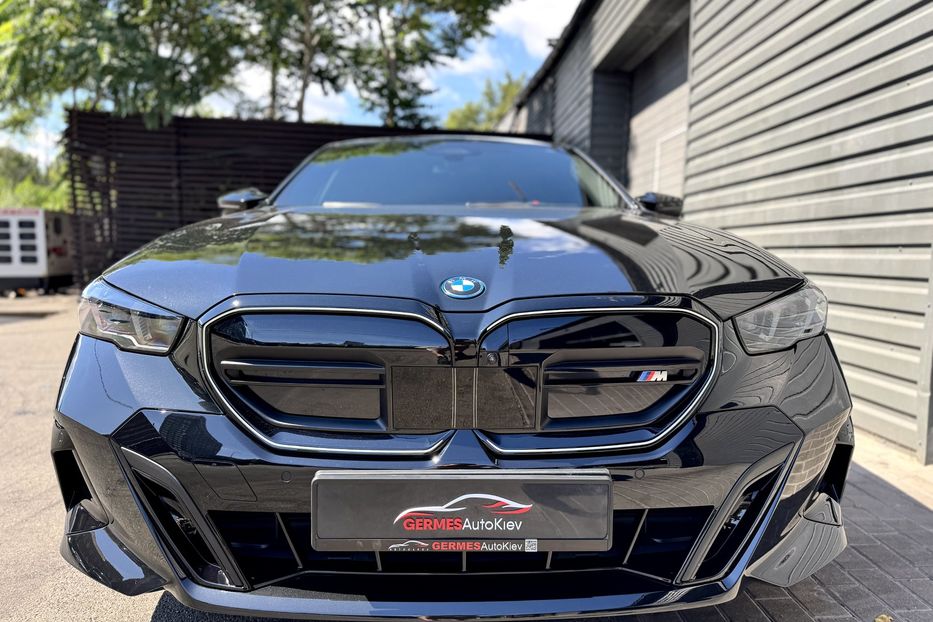 Продам BMW 5 Series GT I5 M60 xDrive 2024 года в Киеве