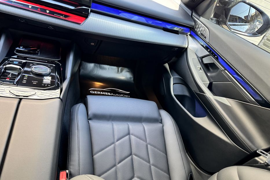 Продам BMW 5 Series GT I5 M60 xDrive 2024 года в Киеве