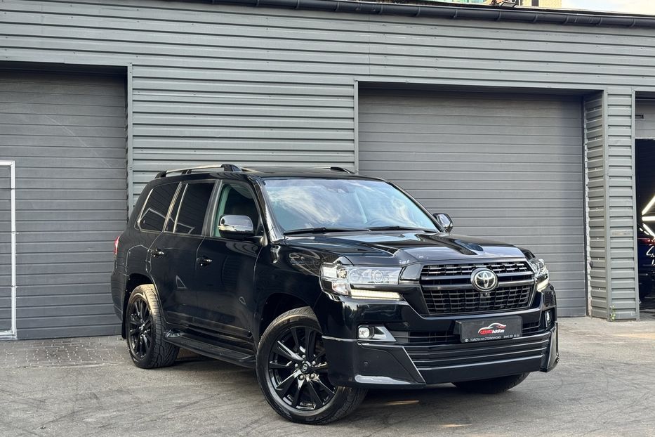 Продам Toyota Land Cruiser 200 Special Edition  2016 года в Киеве