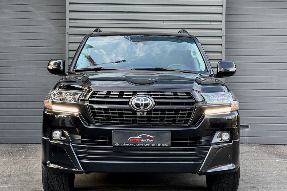 Продам Toyota Land Cruiser 200 Special Edition  2016 года в Киеве