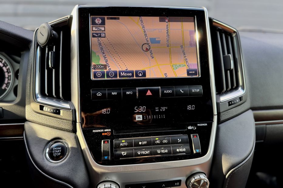 Продам Toyota Land Cruiser 200 Special Edition  2016 года в Киеве
