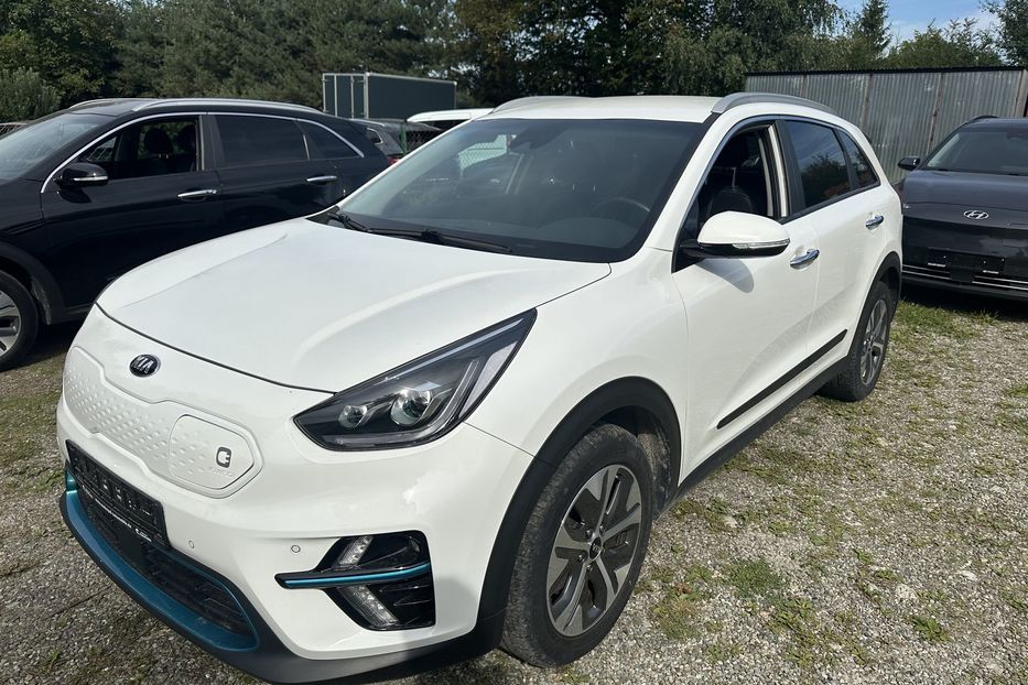 Продам Kia Niro 64квт 2021 года в Львове