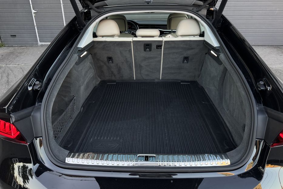 Продам Audi A7 55 TFSI Quattro  2020 года в Киеве