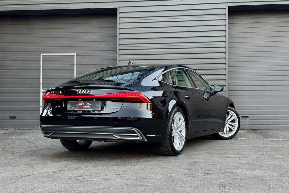 Продам Audi A7 55 TFSI Quattro  2020 года в Киеве