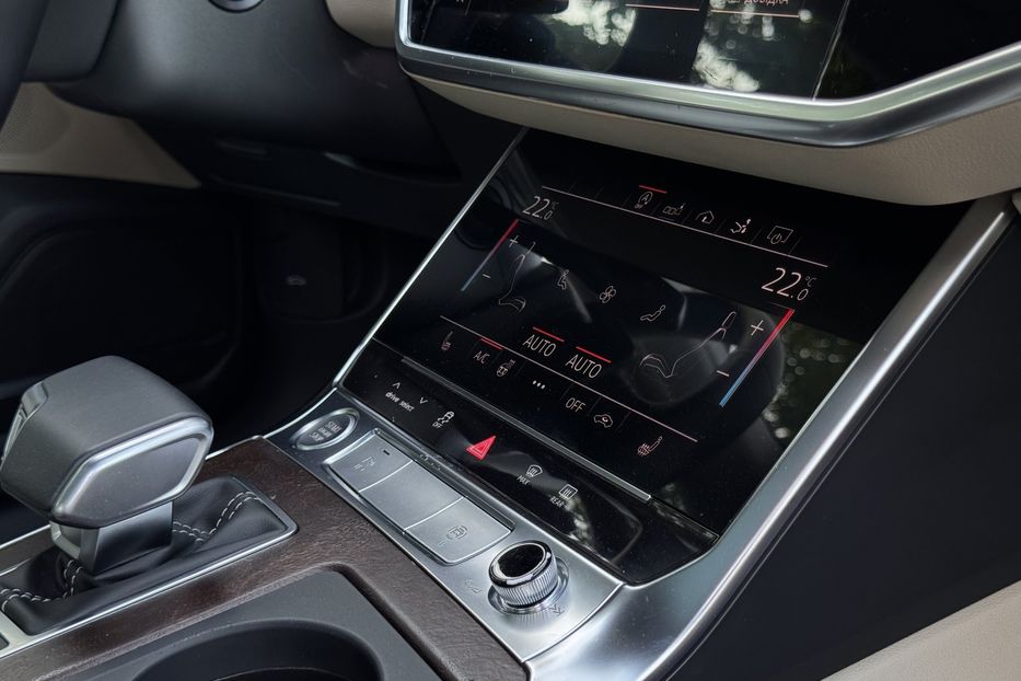 Продам Audi A7 55 TFSI Quattro  2020 года в Киеве