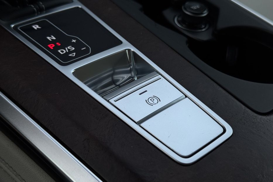 Продам Audi A7 55 TFSI Quattro  2020 года в Киеве