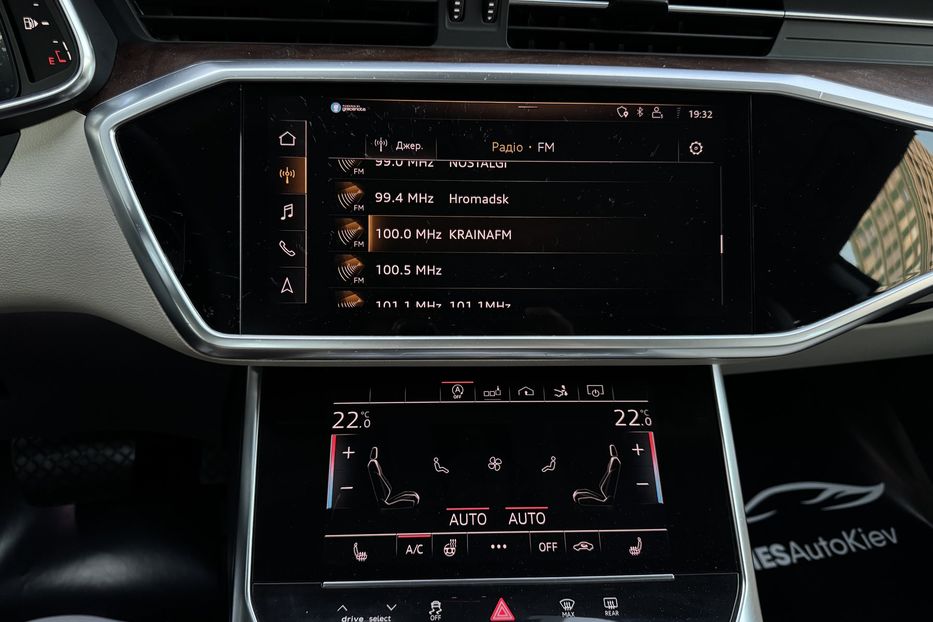 Продам Audi A7 55 TFSI Quattro  2020 года в Киеве