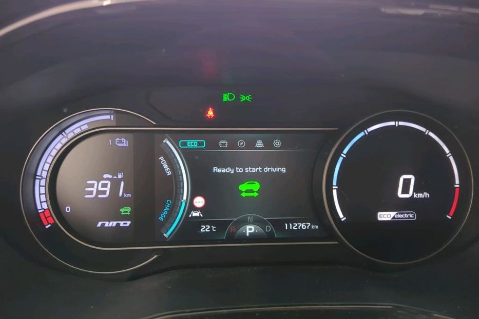 Продам Kia Niro 64КВТ  2020 года в Львове