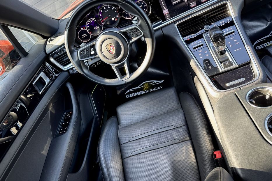 Продам Porsche Panamera 2020 года в Киеве